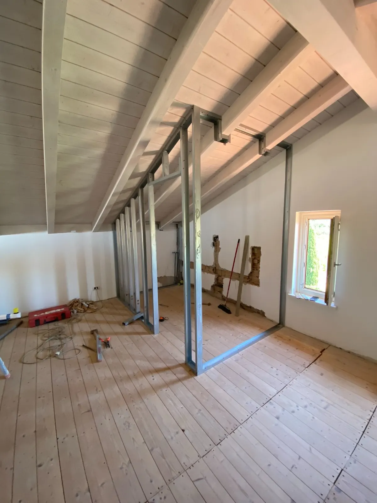 Realizzazione di pareti divisorie interne